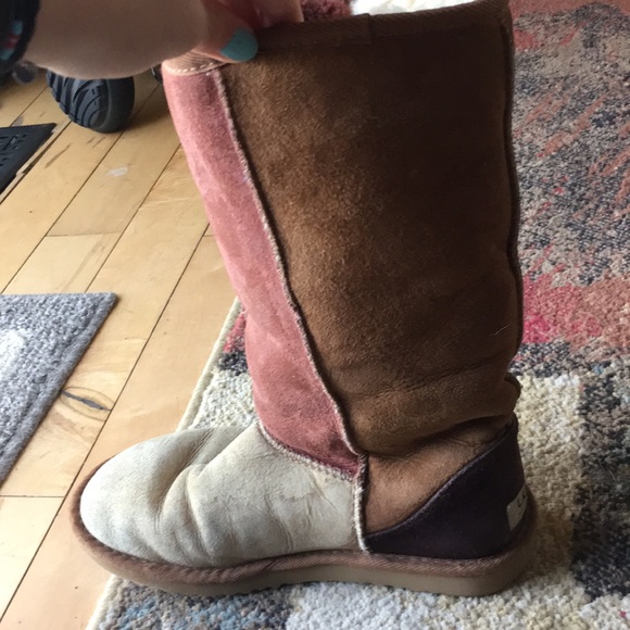 Multicolored UGGS - Picture 2 of 8